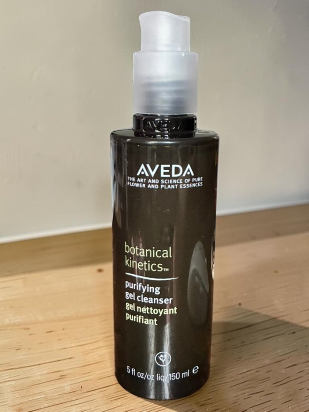 AVEDA Botanical Kinetics Purifying Gel Cleanser